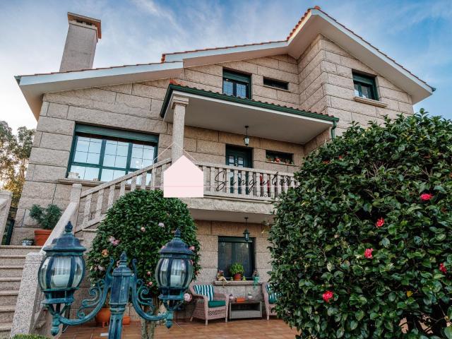 Casa en venta en Tui, O Baixo Miño