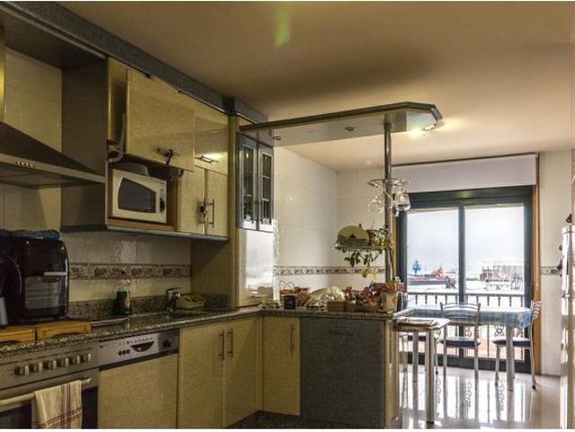 Piso en venta en Santa María do Porto de Marín, O Morrazo