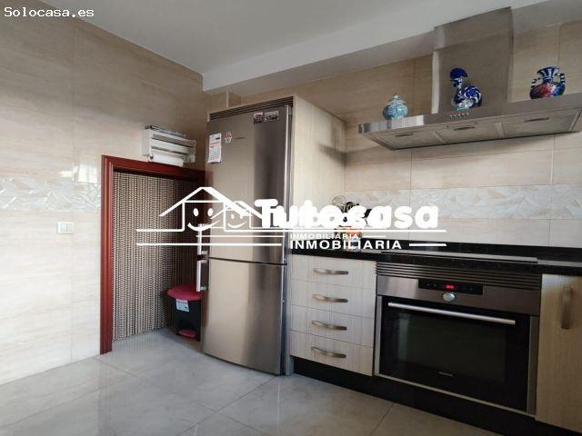 Casa en venta en El Palmarillo, Dos Hermanas