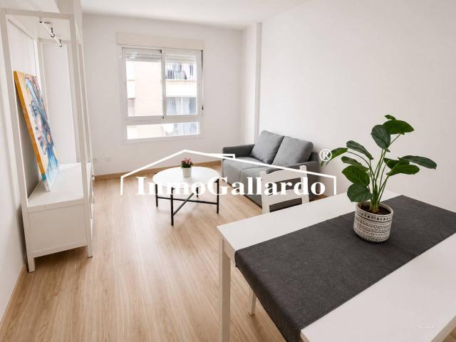 Piso en venta en Bailén-Miraflores, Málaga-Costa del Sol