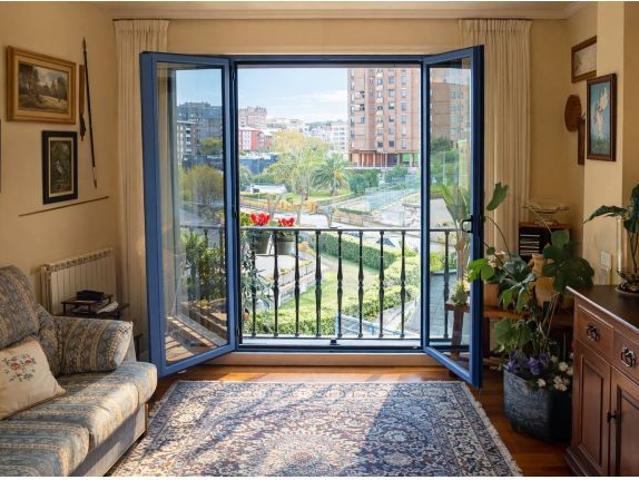 Piso en venta en Cueto, Santander