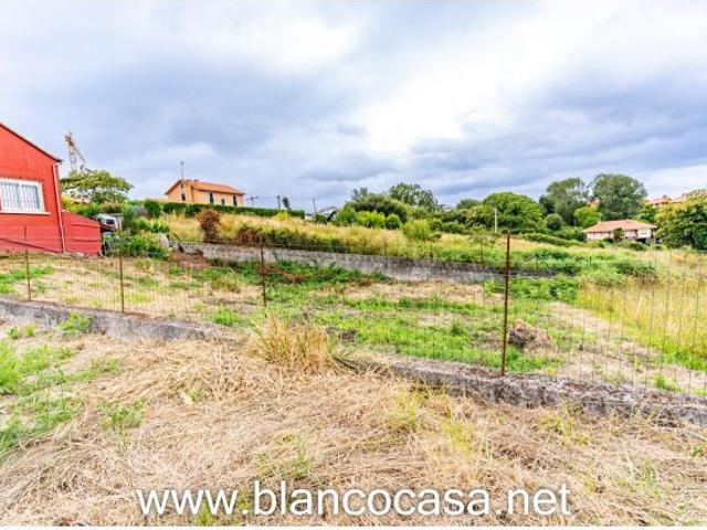 Local Comercial en venta en Oleiros, A Coruña