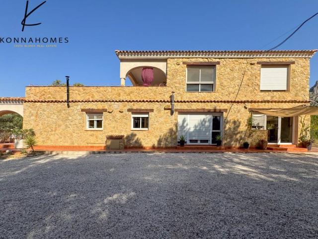 Chalet en venta en la Marina Baixa, Valencia