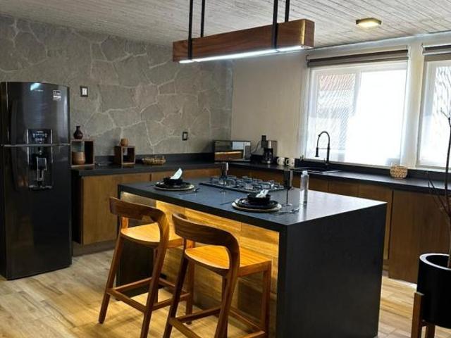 Tu Refugio en la Montaña: Ideal para Renta o Descanso