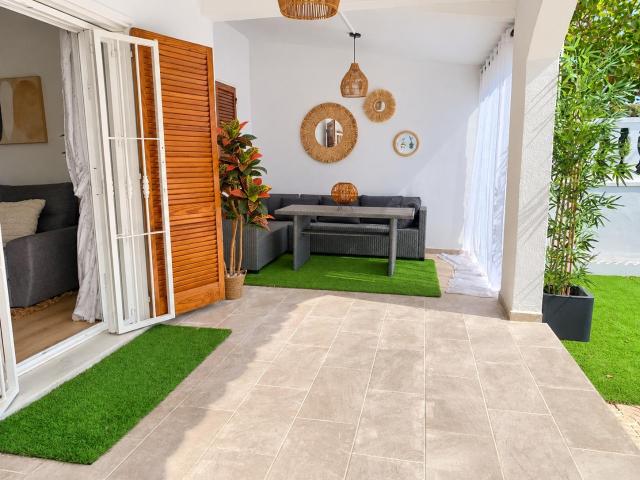 Bungalow en venta en La Mata, Torrevieja