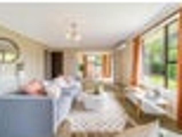 House for sale in Days Bay, Wellington