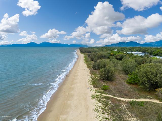 Property for sale in Yorkeys Knob, Queensland