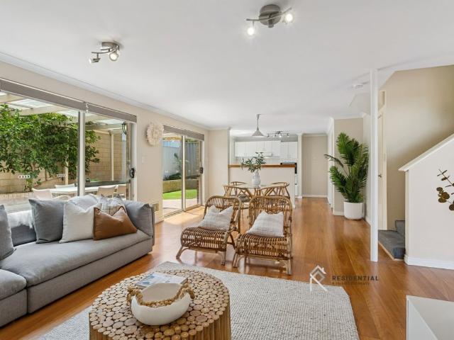 Townhouse for sale in Stirling, Western Australia