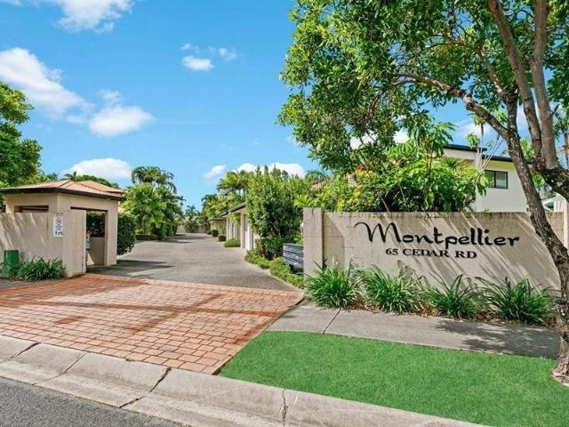 Townhouse for rent in Palm Cove, Queensland