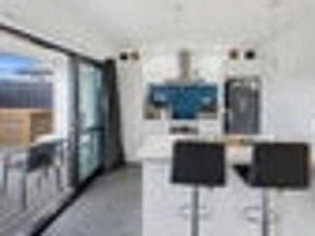 Townhouse for sale in Kerrytown, Canterbury