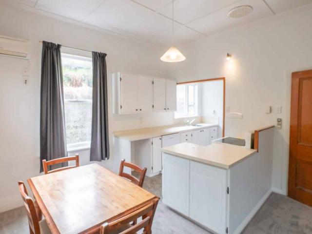 House for rent in Otakou