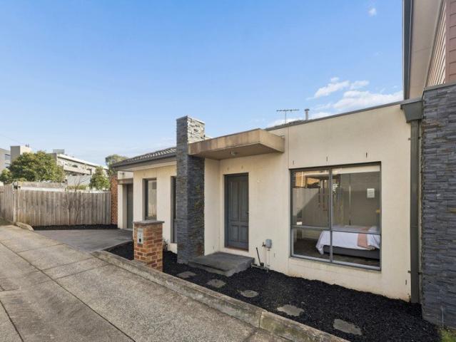 Villa for sale in Camerons Creek, Victoria