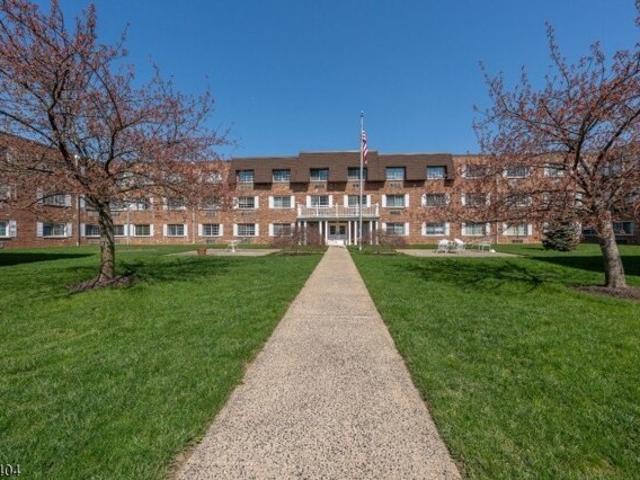Condo for sale in Union, New Jersey