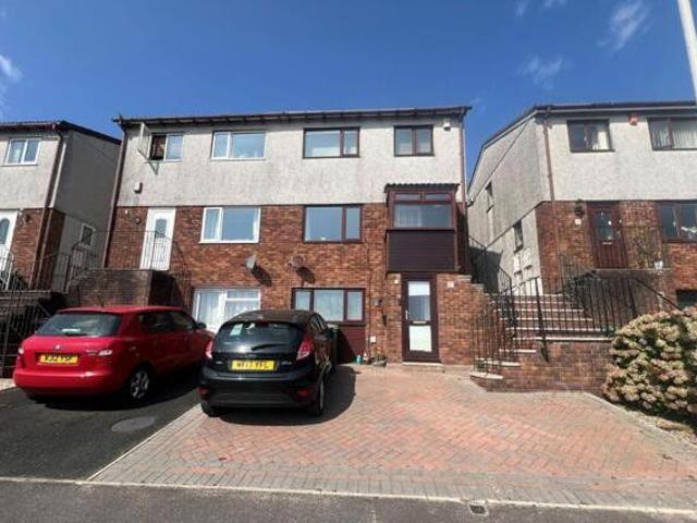 House for sale in Follaton, Strode
