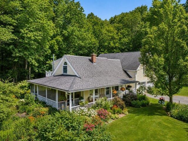 House for sale in Fayston, Washington County