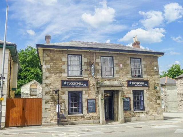 House for sale in Roseworthy, Cornwall