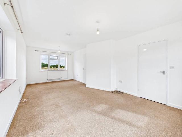 House for rent in Rushmere, Key Street