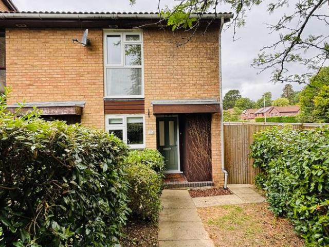 House for rent in Perryfields, West Sussex