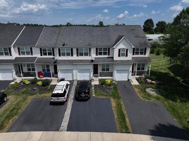 Townhouse for sale in Lehigh, Pennsylvania
