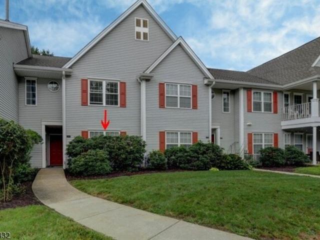 Condo for sale in Pequannock, New Jersey