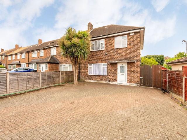 House for rent in London Borough of Merton, Greater London