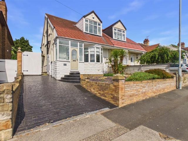 House for rent in Plains Farm, Tyne And Wear