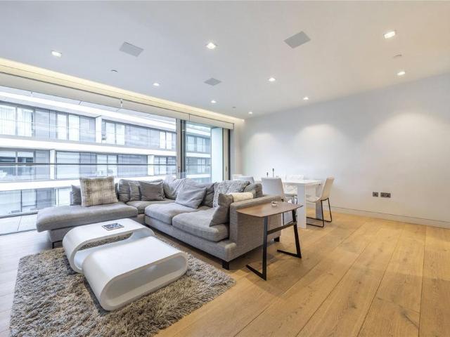 Apartment for rent in Bermondsey Village, Greater London