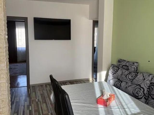 Apartament închirieri