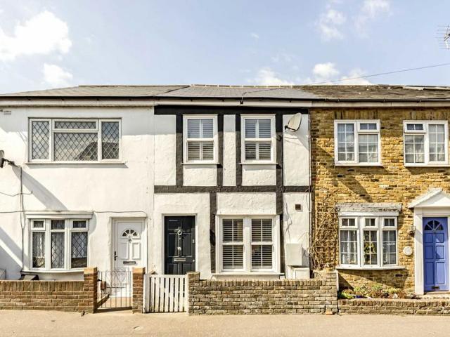 House for rent in London Borough of Richmond upon Thames, Greater London