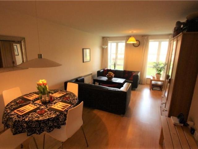 Apartment for rent in Woking, Surrey