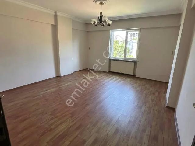 Üsküdar, İstanbul içerisinde kiralık mülk