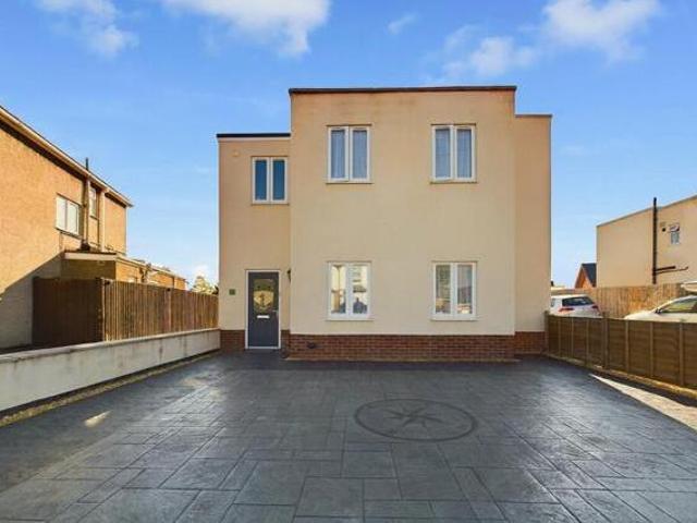 House for sale in Gloucester, Gloucestershire