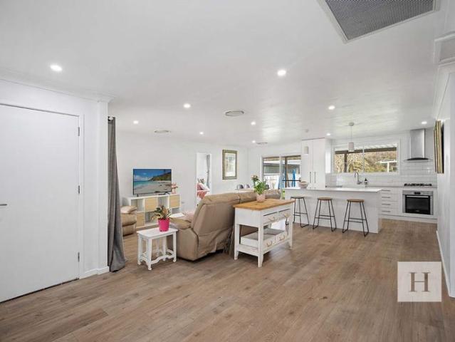 House for rent in Tuggerawong, Central Coast Council
