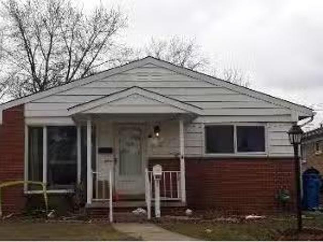 House for sale in Dearborn Heights