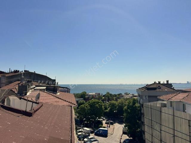 Kadiköy, İstanbul içerisinde kiralık mülk