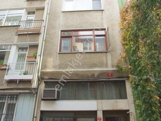 Kadiköy, İstanbul içerisinde kiralık mülk