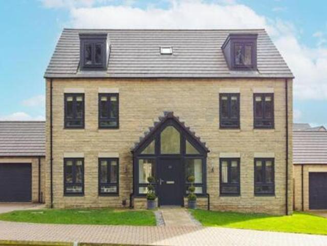 House for sale in Harlow, Harrogate