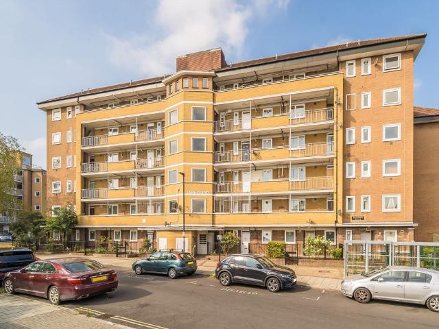Apartment for rent in Brixton, Greater London