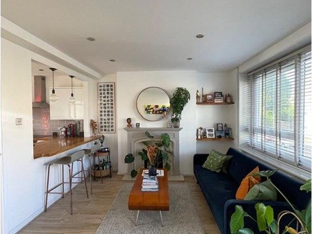 Apartment for rent in Tulse Hill, Greater London