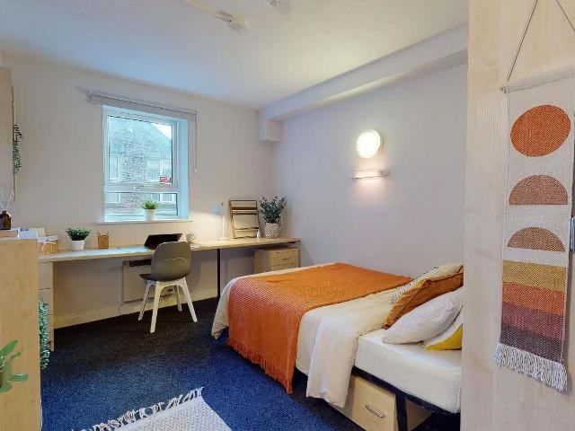 Room for rent in Little Horton Green, Bradford