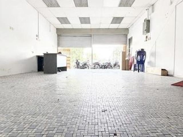 Shop for sale in Bukit Ledang, Johor