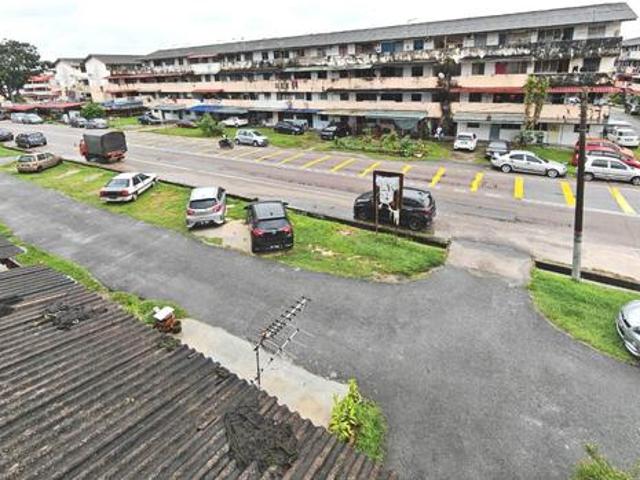 Flat for sale in Bukit Ledang, Johor