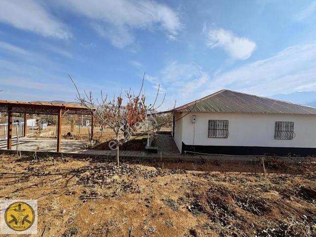 Niğde içerisinde satılık Villa