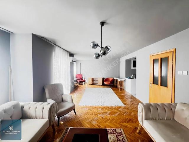 Karşiyaka, İzmir içerisinde satılık mülk