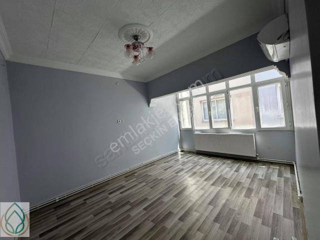 Bornova, İzmir içerisinde kiralık mülk