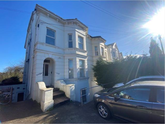 Studio for rent in St James, Sandown Park