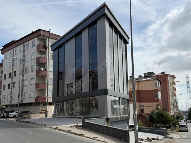 Ataşehir, İstanbul içerisinde satılık Plaza