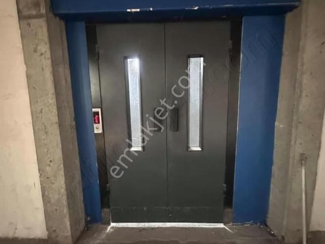 Halkalı Merkez Mahallesi, Küçükçekmece içerisinde kiralık Fabrika