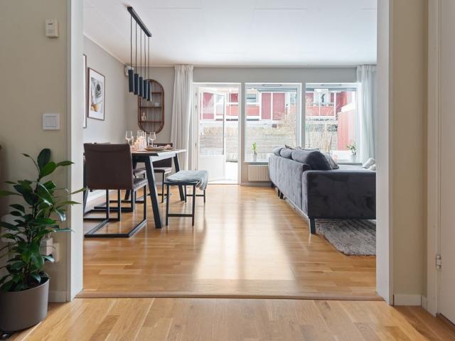 Lägenhet hyra i Tungelsta, Stockholm