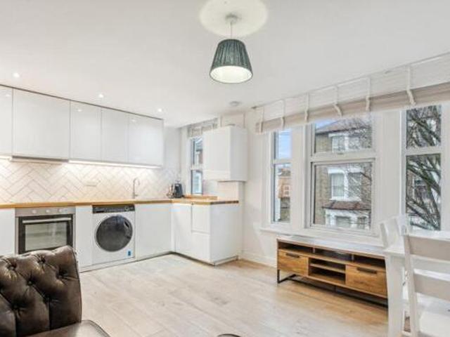 House for rent in Lyons, Greater London